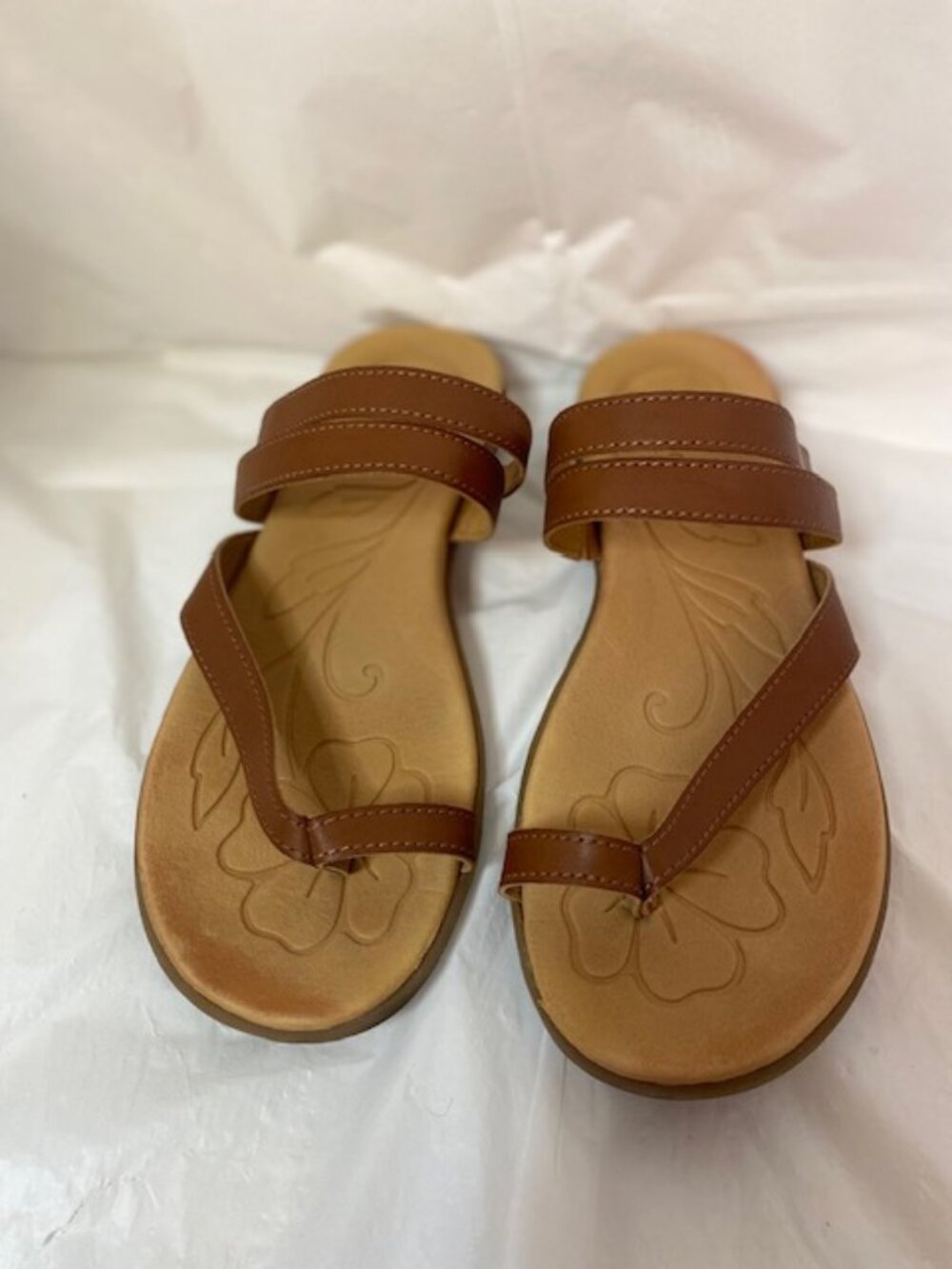 b.o.c. by Børn Alisha Tan Leather Strappy Toe Loop Slide Sandals - Size 10M